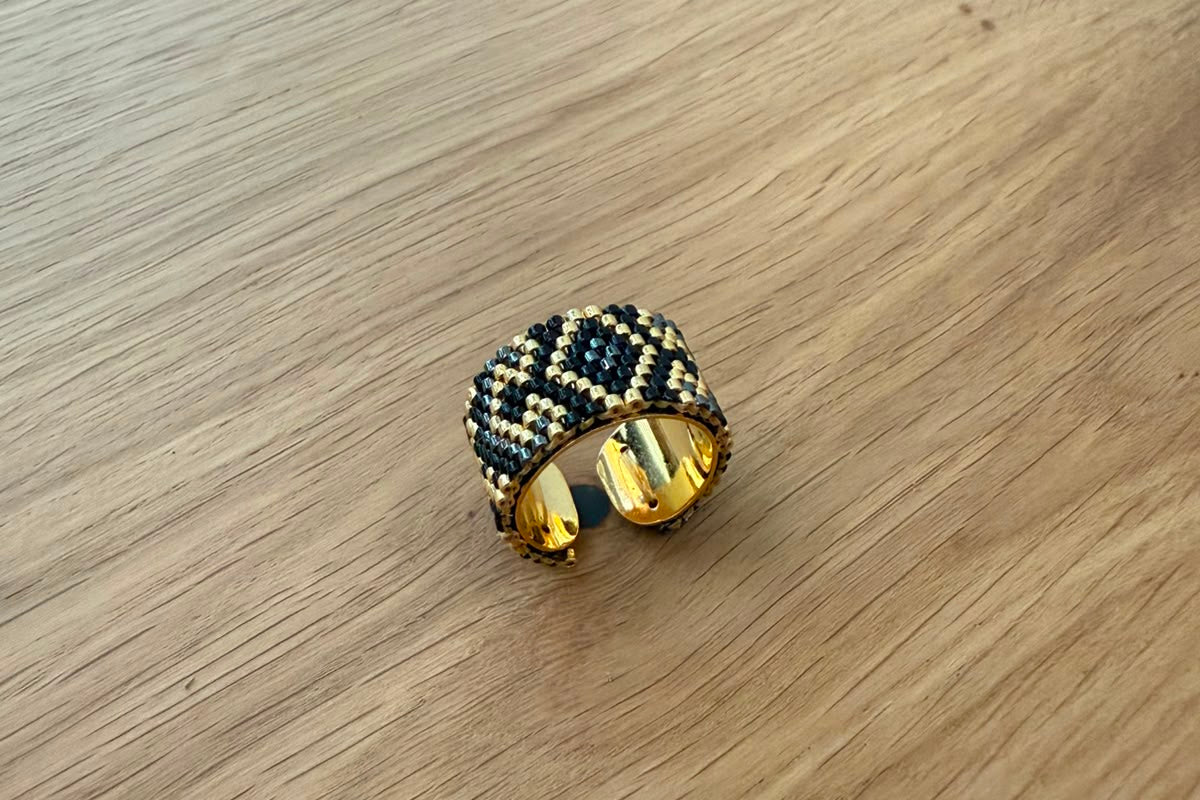 Anillo Ébano