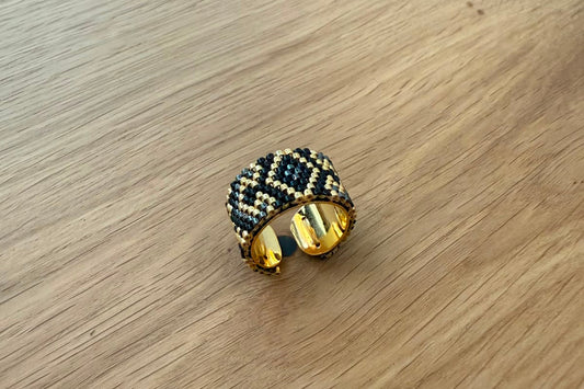 Anillo Ébano