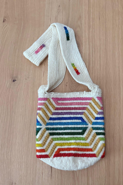 Mochila Hilo & Mostacilla Blanca